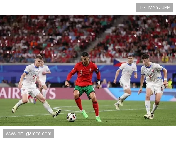 C罗化身进攻支点，全面串联球队火力